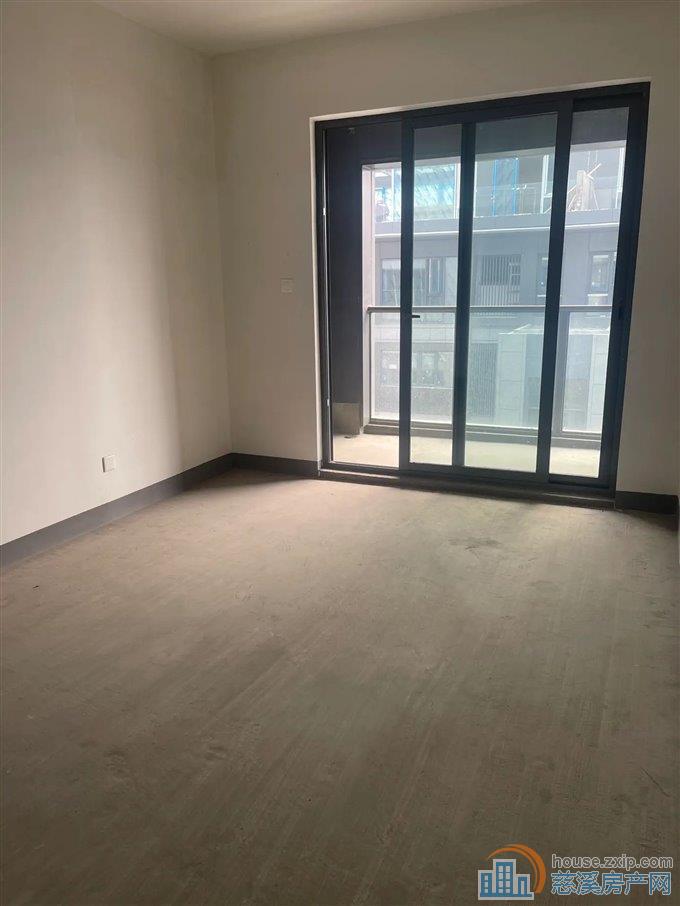 湖樾云著叠墅 200平方388万湖景房