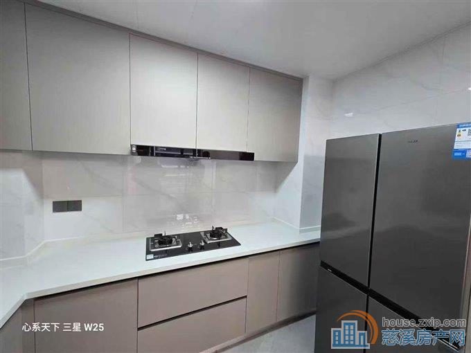 万固臻悦府140平豪华装修6000