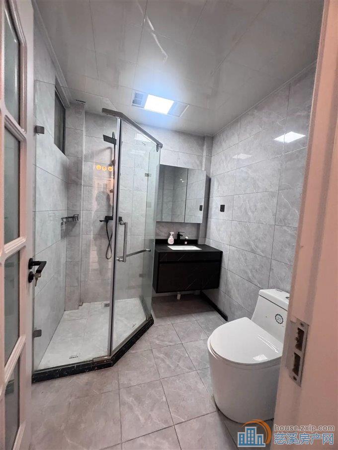 园丁新村 精装137平方99.8万低总价