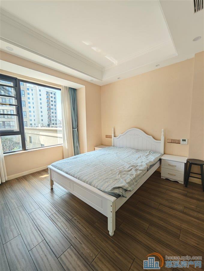 盛泰嘉苑欢乐颂东边套豪华精装直接钥匙在