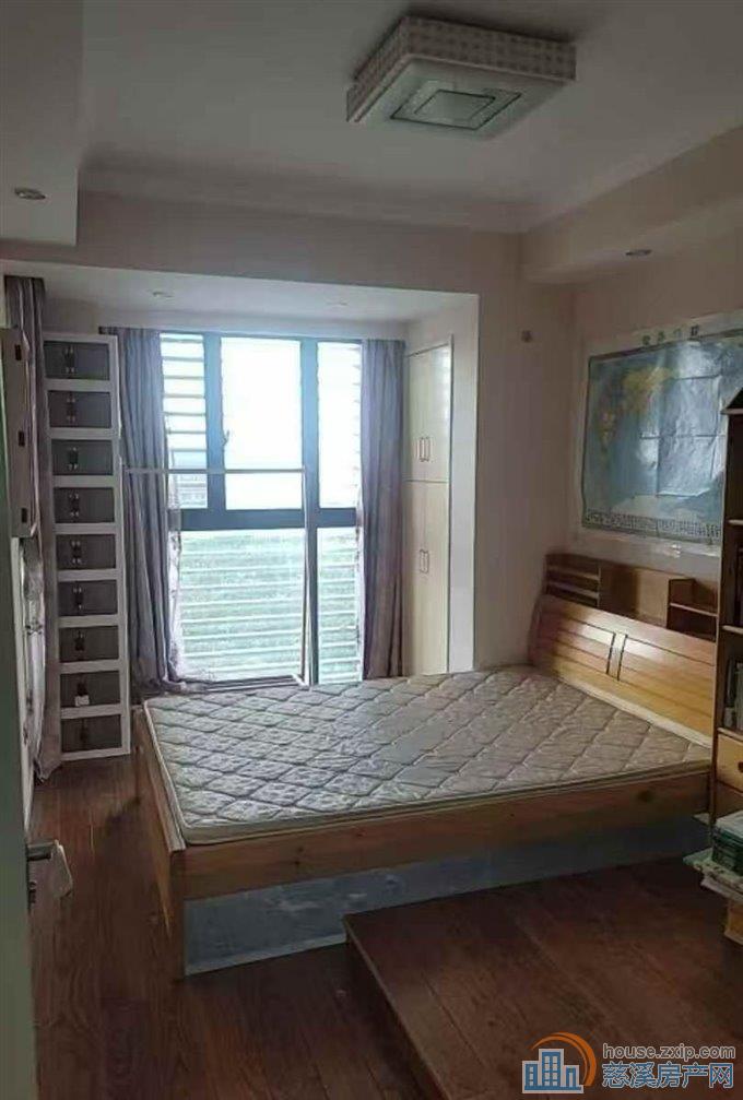 智慧谷95平方➕车位精装145万满二年