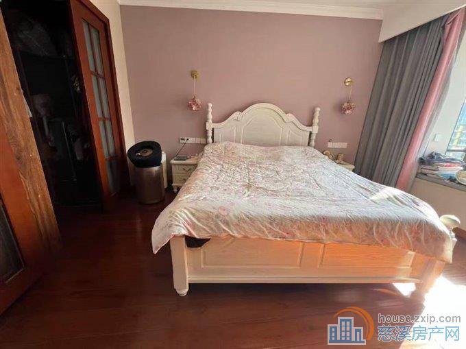 时代华都220平豪装复式218万