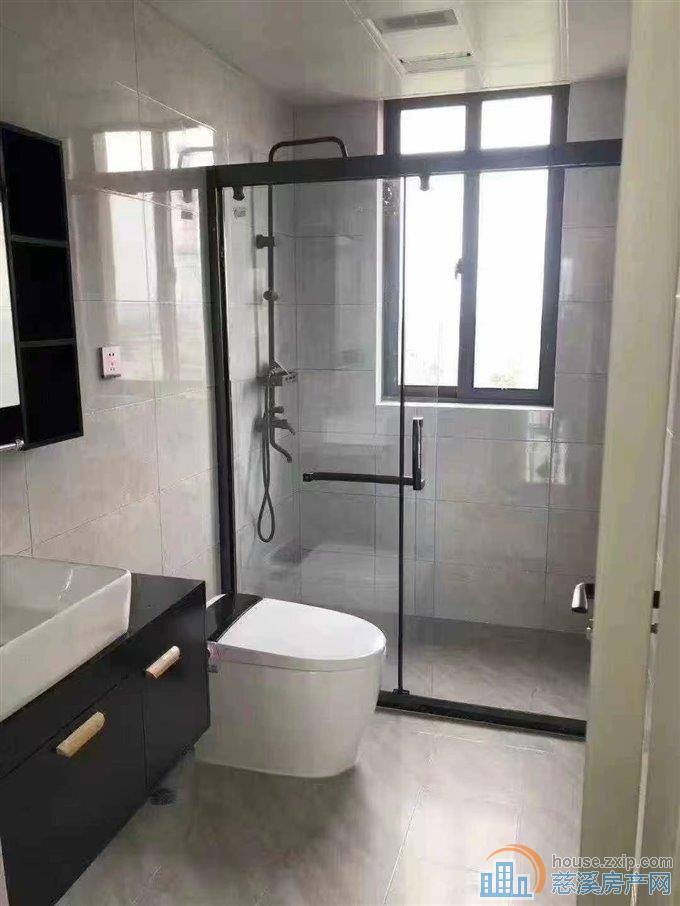 阳光城二期四室二卫