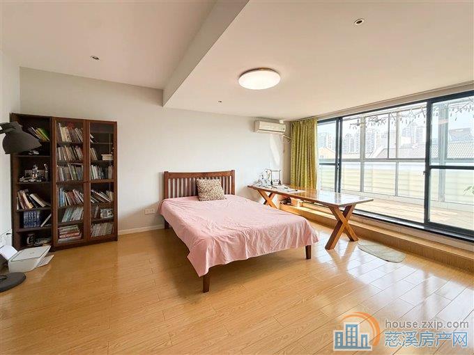 天和家园西区 精装 复式 带车位杂物间