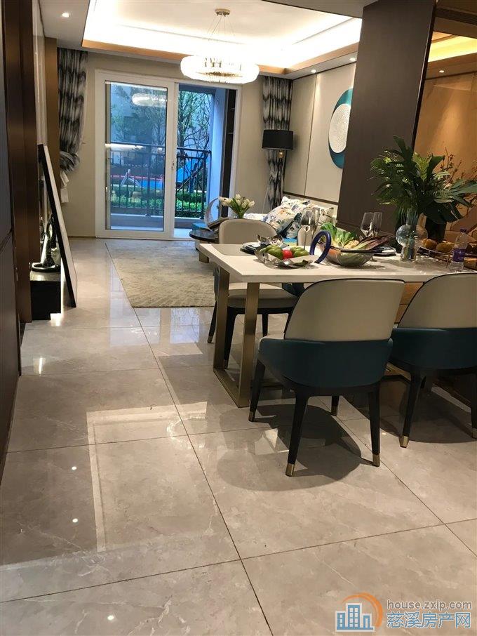 胜山芳满庭 83平80万 洋房精装