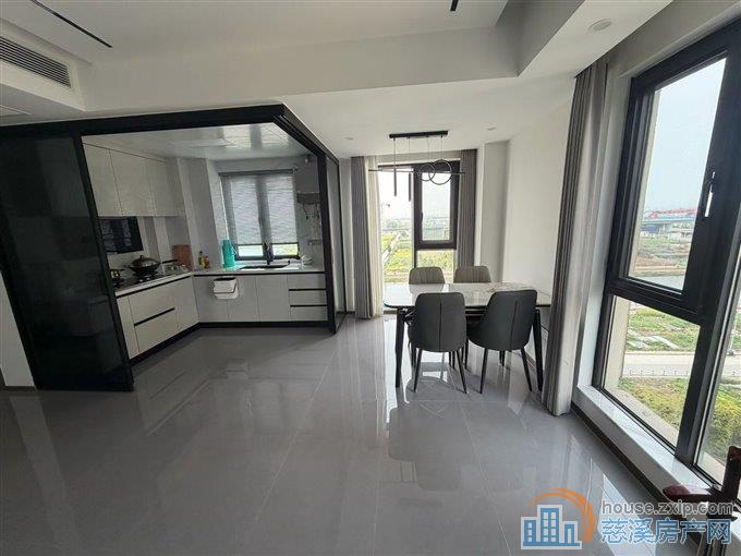 君塘名筑109平精装117万直接钥在