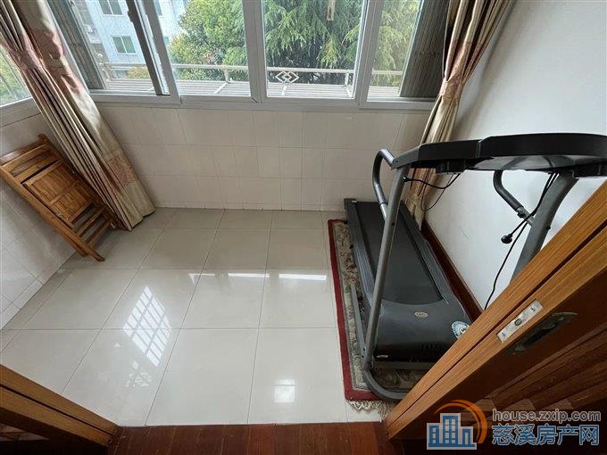 安信商住楼130平158万实验上林书包