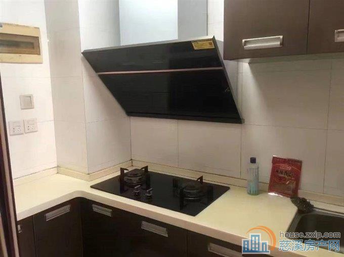 和润公寓60平现代精装可读书86万