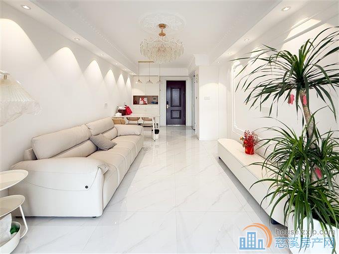 红星天铂佳苑93平99.8万送车位精装