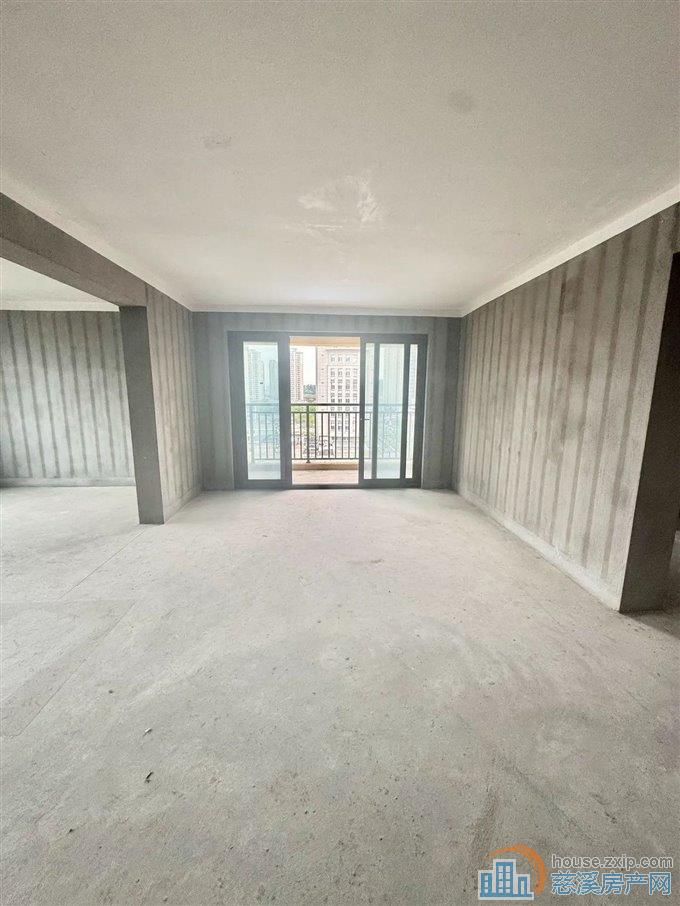 山景苑142平带车位152 万全天采光