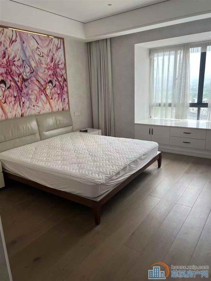 恒元新境电梯房带车位储藏间精装直接钥匙在