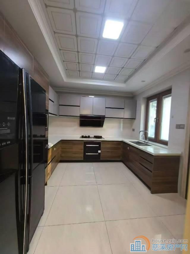 越溪梅园联排别墅310平豪装630万