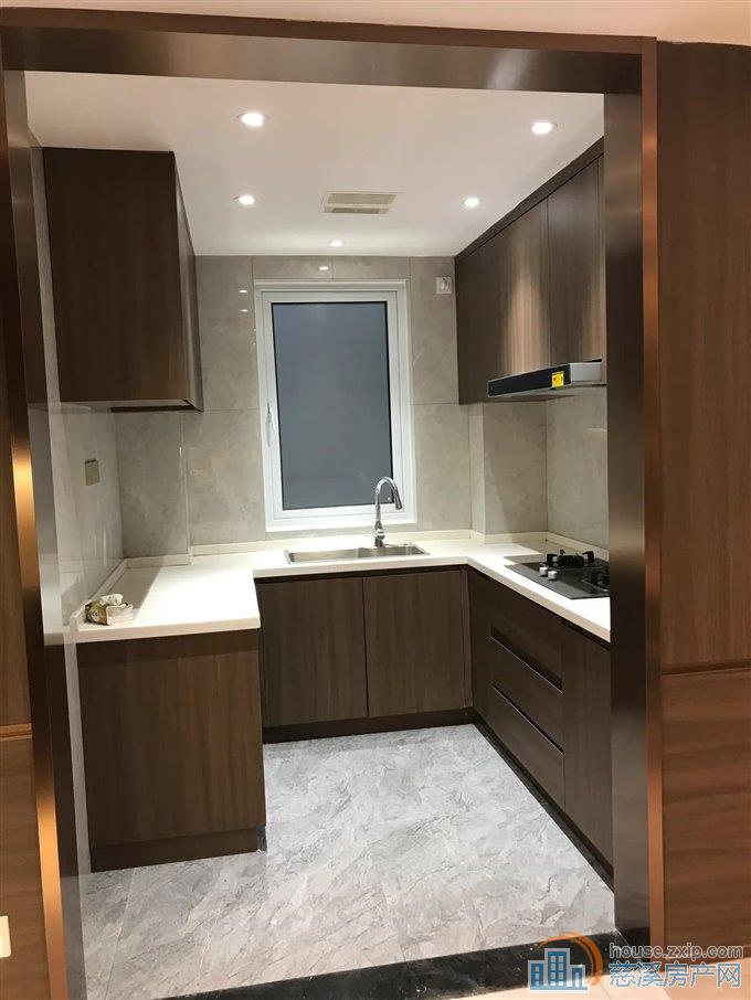 急售东原芳满庭83平80万