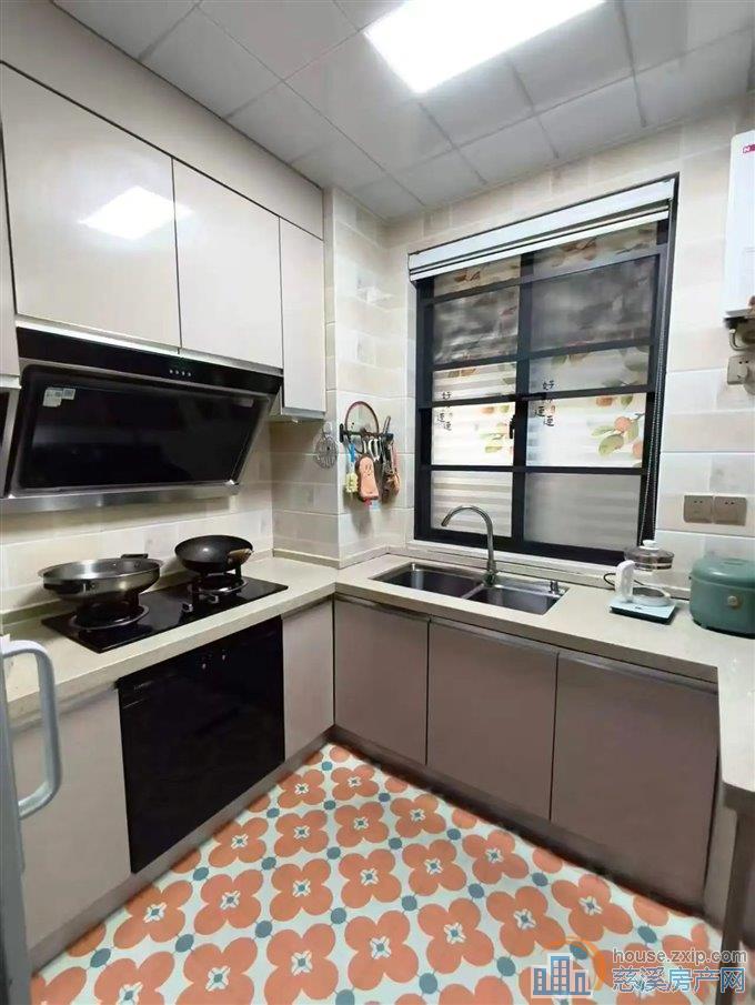 祥生祥园 精装105平146万 浙师大