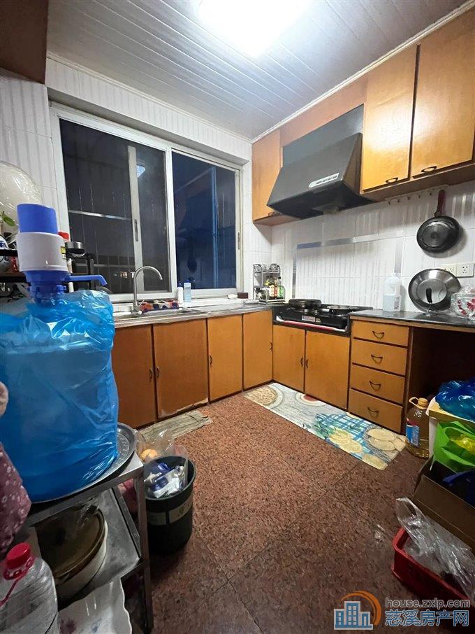 孙塘新村老精装120平方85.6万低总价