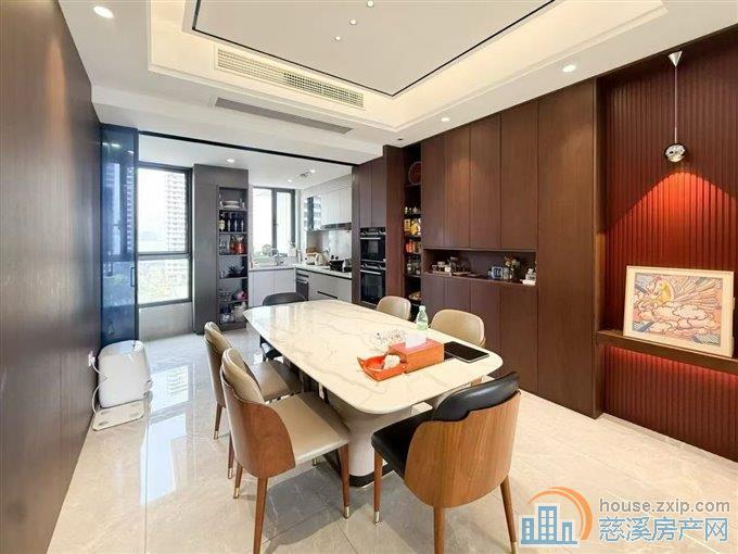 花样年209平方全新豪装