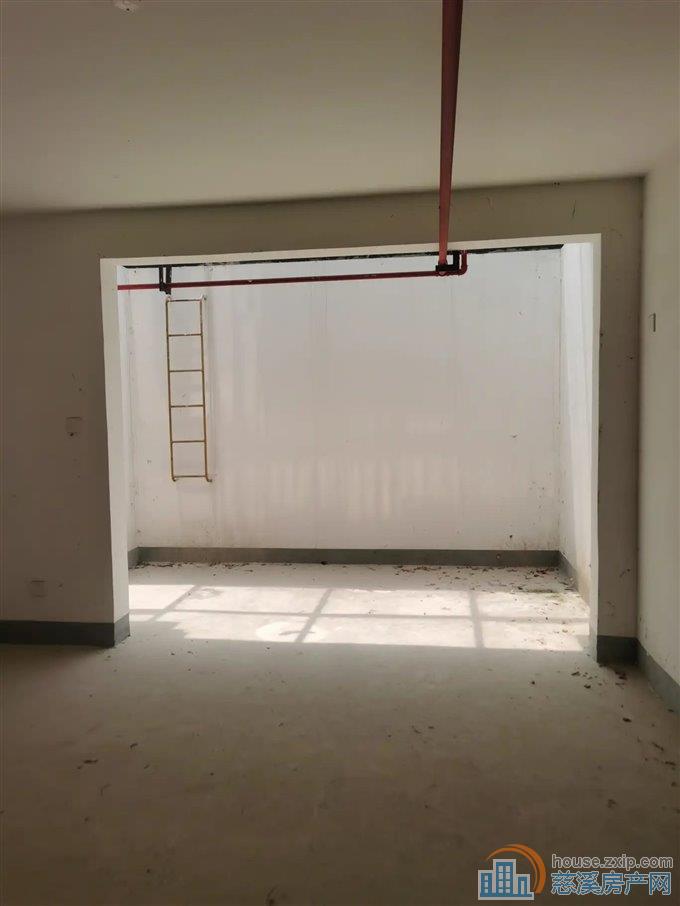 复地御溪雅苑 复式301平方 带前后花园