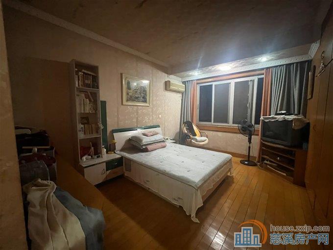 孙塘新村老精装120平方85.6万低总价