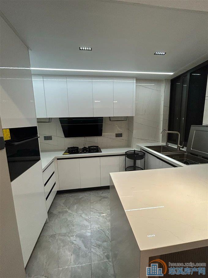 青樾府 豪华装修 大平层 带车位