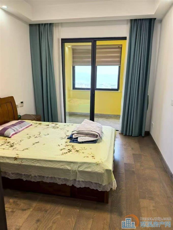   阳光城二期128平方139万