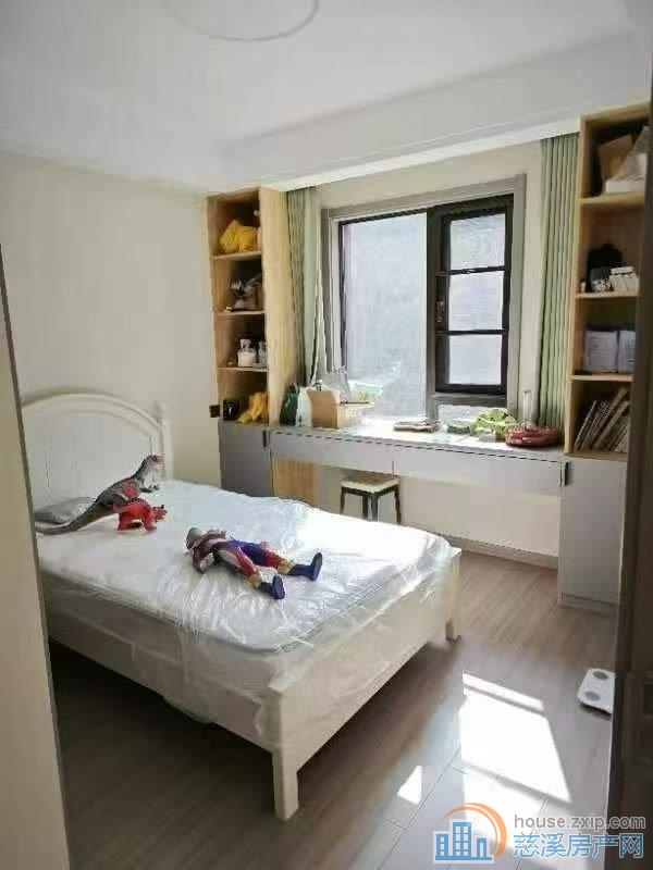 银杏小镇 靠山中下层 精装修