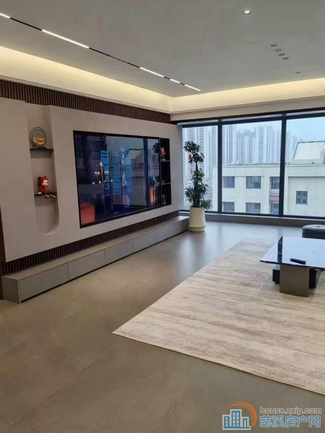上河檀府送充电桩车位好楼层全新精装