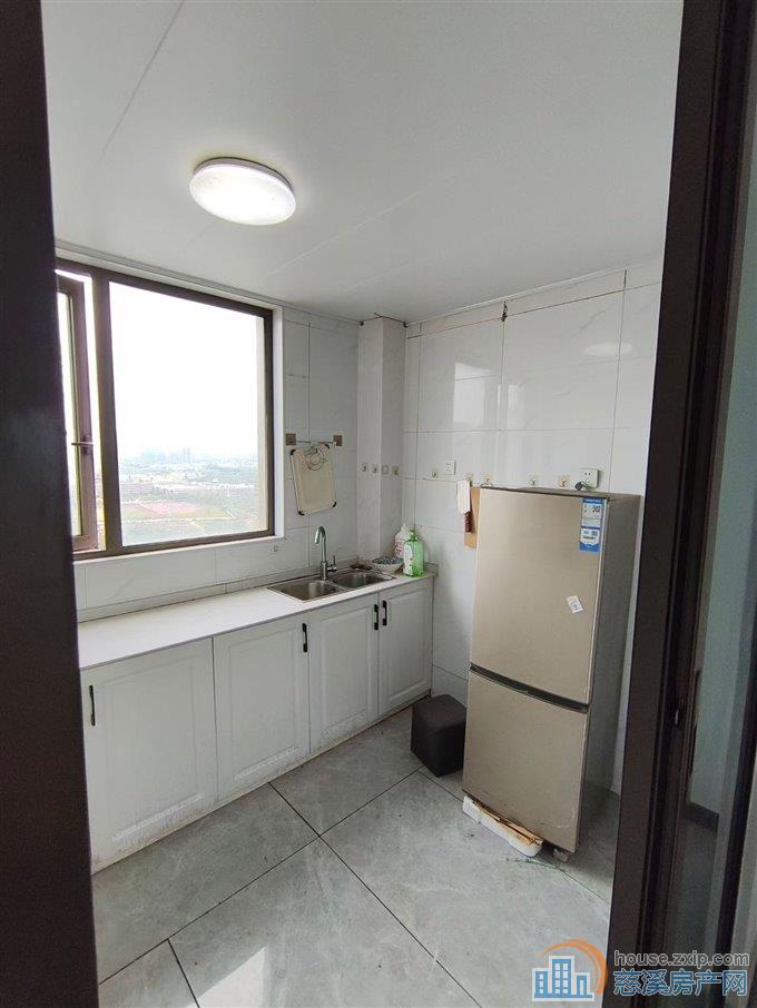 吾悦A区4室2厅2卫