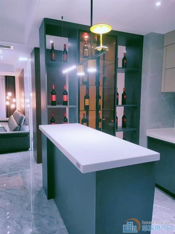 泊景庭洋房143平豪华装修220万