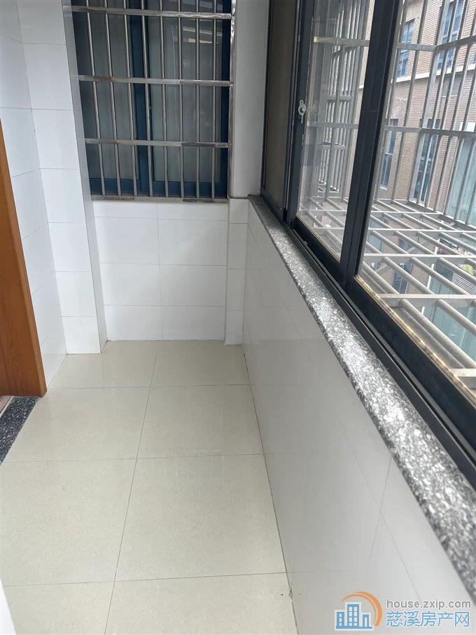 天和家园西区 边套 大露台 楼层好