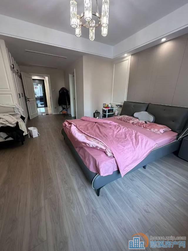 复地御溪雅苑小高层184.5平245万