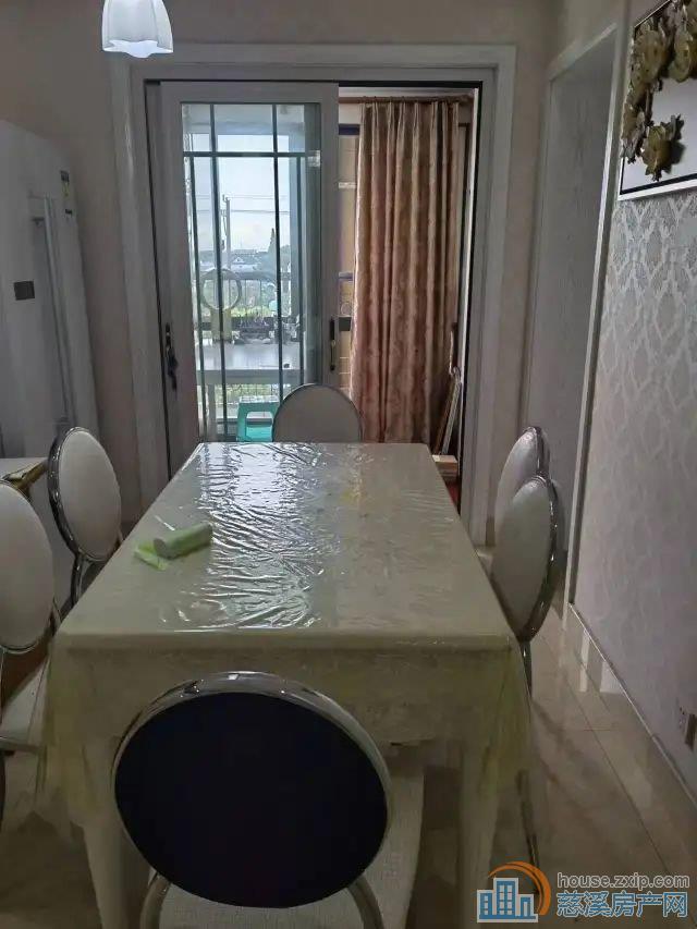 梵石花园 精装124平方106万低总价