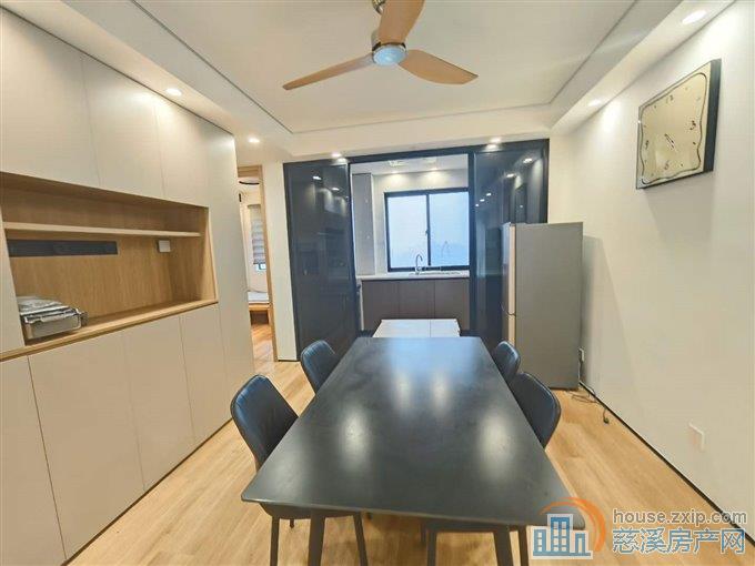 珑玥府3室电梯洋房精装修拎包入住直接钥匙