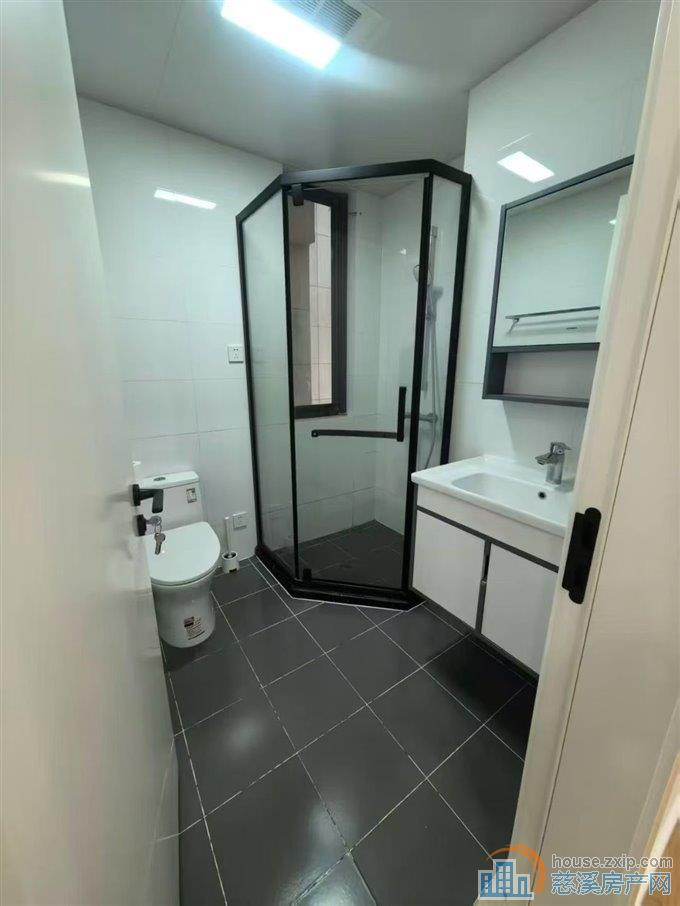 绿城诚园124平方楼层佳豪装178万