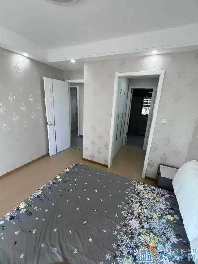 恒大河悦府二期精装115平方85万