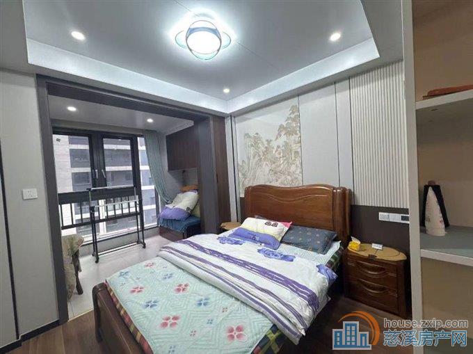 佳宁府100平黄金楼层精装带车位3室满2