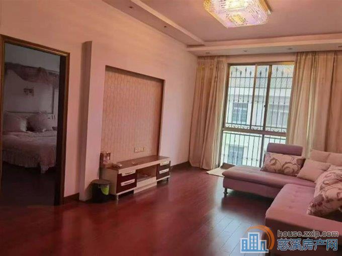 白河小区南区272平三联排别墅498万