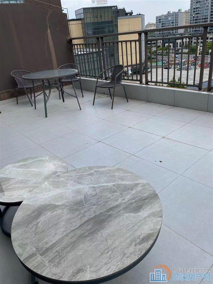 喜欢带大露台的房子吗（保利俯院江南北区）
