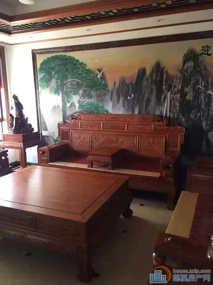 宗汉双喜花园190平四室二卫3200元