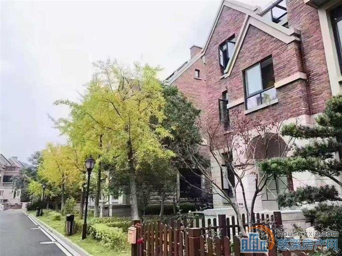 柏顿嘉园叠墅上叠复式256平218万2年