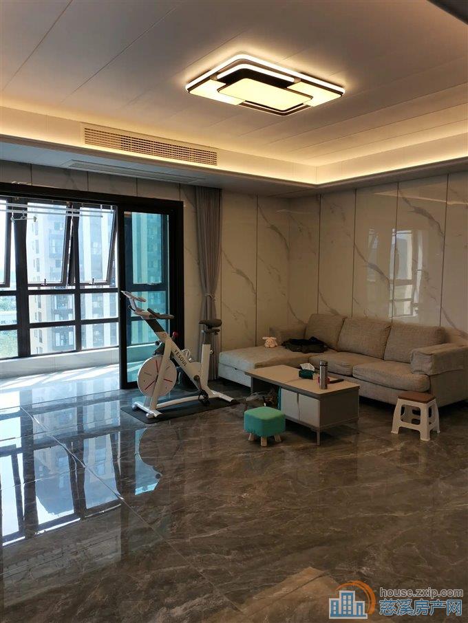  阳光城翡丽湾