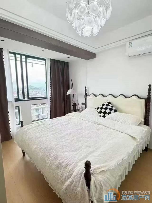丽晶大厦市中心地段62平豪装66.8万