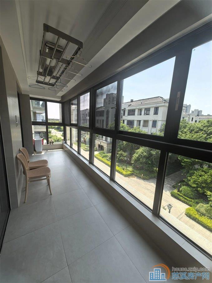 中海湖心半岛花苑洋房豪装拎包入住送双车位
