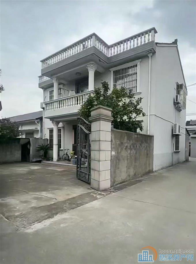 银杏小镇附近3间2楼，国有出让