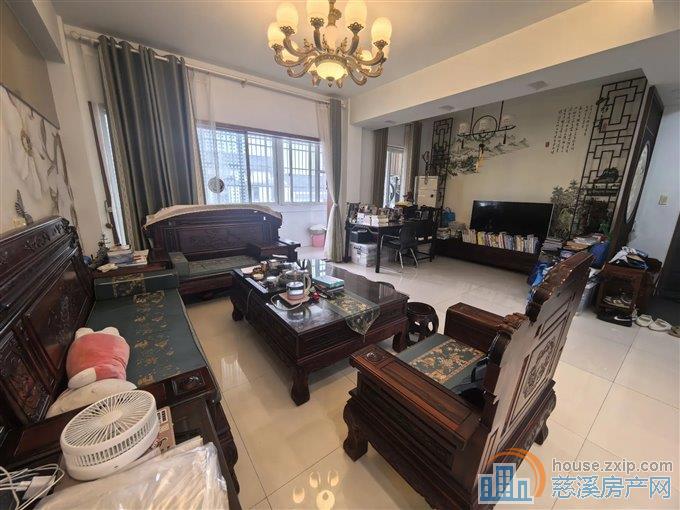 轻纺城一期精装拎包入住总价才90出头
