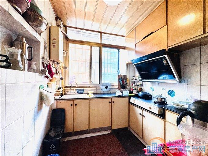 茜苑新村70平132万实验上林书包