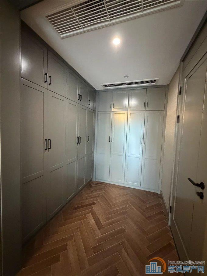天怡嘉苑电梯洋房精装拎包入住送地下车库
