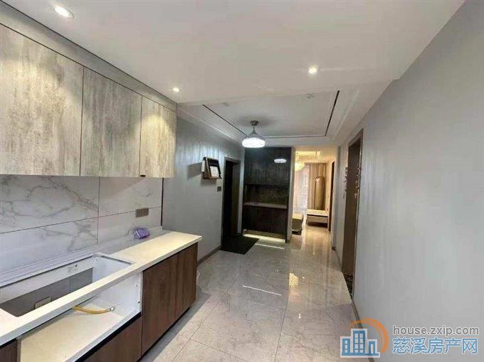 景和家园西区74平精装车库74万