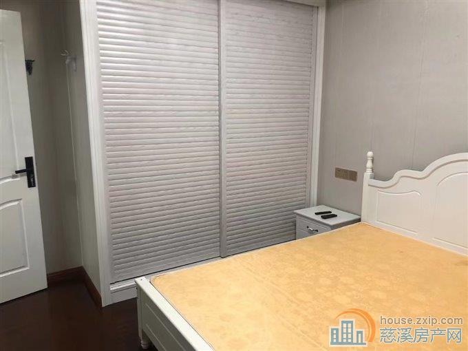 鸣北小区 三室 3800元/🈷️