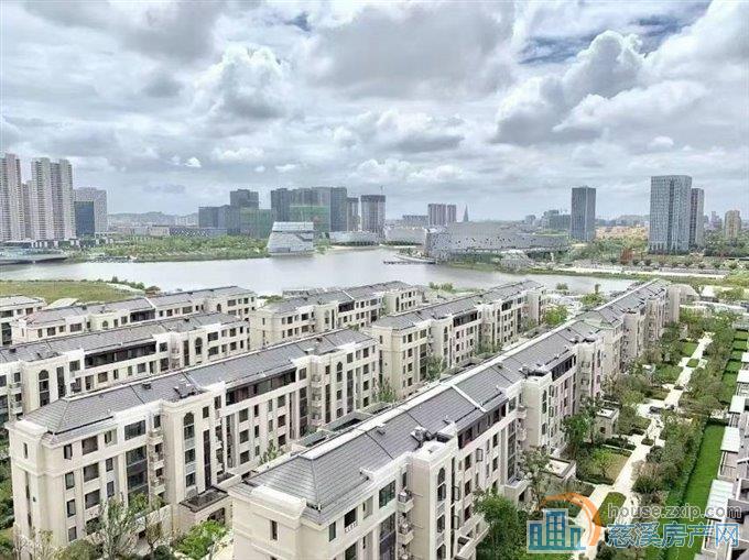 中海湖心半岛127平全湖景房238万二年