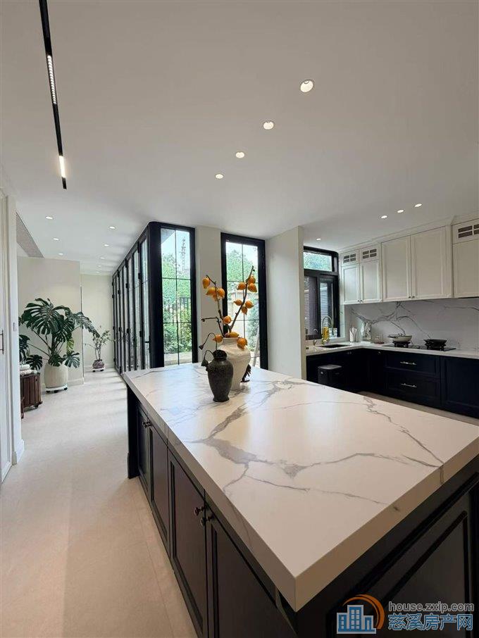 复地二期别墅精装带花园488万538万等